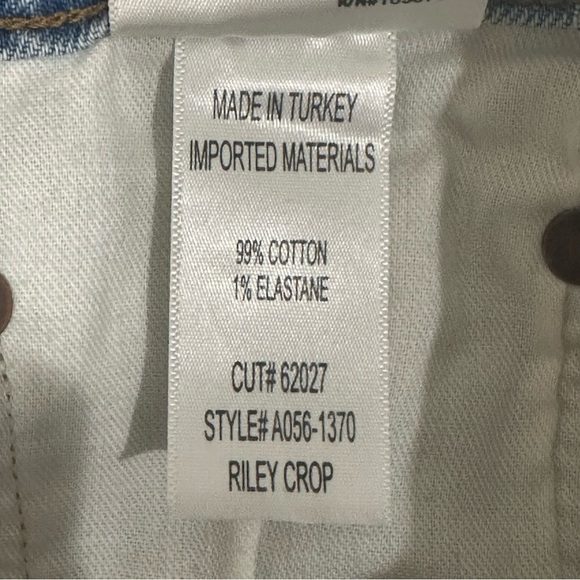 Agolde Riley Crop High Rise Straight Jeans in Bitter - Picture 11 of 15